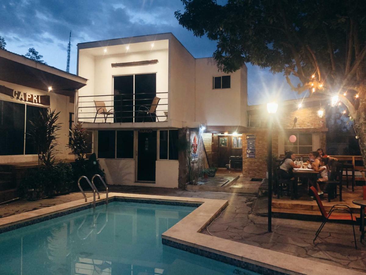 Villa Napoli Santa Ana Exterior foto